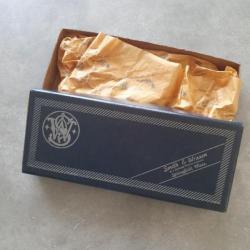 Boite smith et wesson