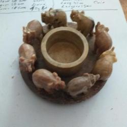 Rond de petits éléphants culture en pierre et brûle parfum