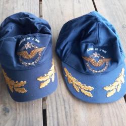 2 casquettes Armée de l'air Française.