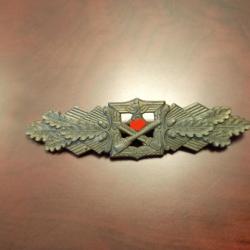 Agrafe badge insigne close combat fermoir combat rapproché bronze ww2 seconde guerre mondiale
