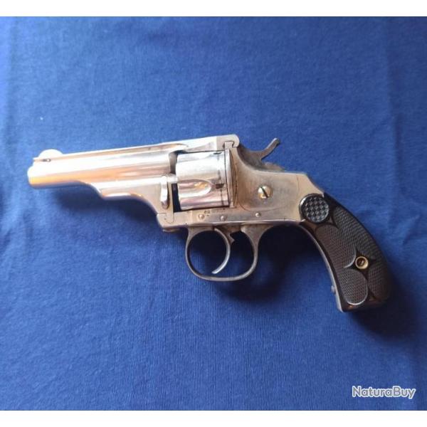 Revolver calibre 32 Smith & Wesson Merwin Humbert
