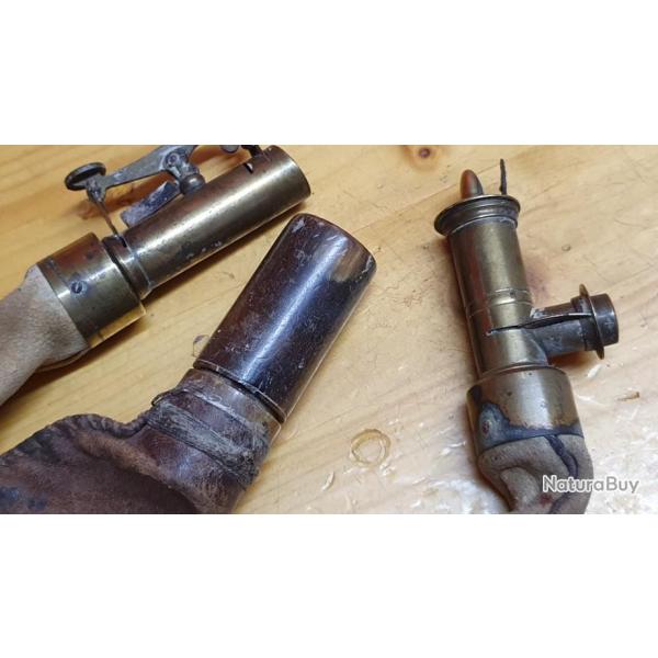 Poires   plombs poudres  anciennes fonctionnelles pour fusil de chasse  en cuir  super bon tats