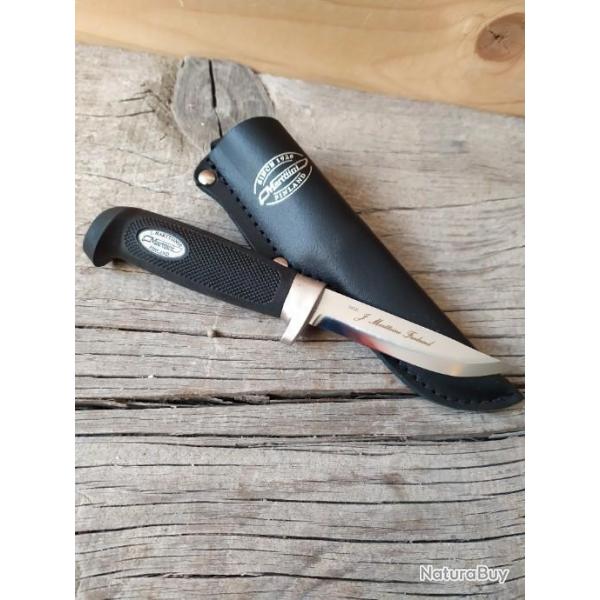 Couteau de chasse Marttiini Made in Finland Manche en Kraton avec Etui en Cuir 4975pm