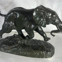 Barye Antoine louis éléphant du Sénégal bronze Barbedienne sculpture