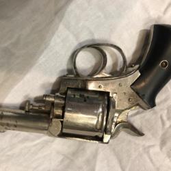 Revolver Bulldog 450 en TBE à 5 coups