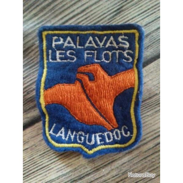 1 Insigne  en tissu  de   PALAVAS LES FLOTS  - en  LANGUEDOC  ....