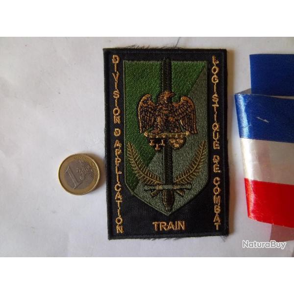 cusson militaire train combat insigne collection