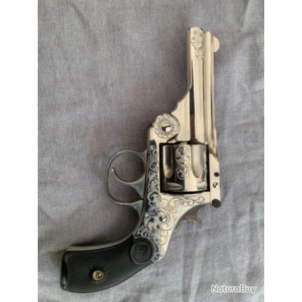 REVOLVER HARRINGTON RICHARDSON DOUBLE ACTION cal . 38SW Long , TAT NEUF, Cat D, vente libre !