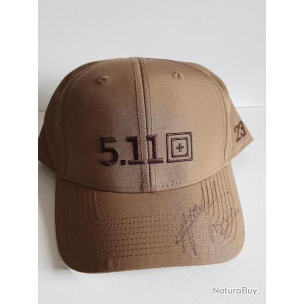 Casquette l5.11 ddicace par Eric Grauffel