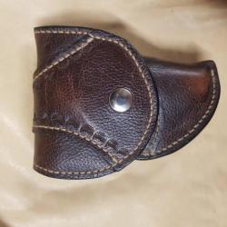 Holster en cuir doublé 6.35mm de ceinture marron-bordeaux droitier