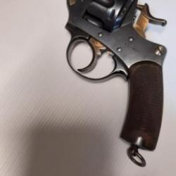 Revolver réglementaire Officier 1974