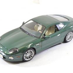 Voiture miniature Maisto Aston Martin DB7 vantage 1/18 1:18