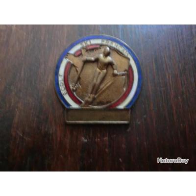 Insigne émaillé École De Ski Française – Villars De Lans – Vintage