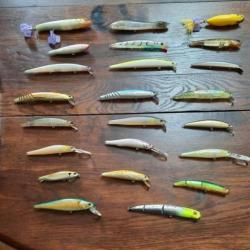 LOT 23 LEURRES PECHE MER + BOITE