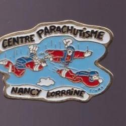 Pin's Parachutisme Centre Nancy Lorraine Ref 1345