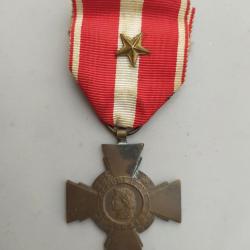 MEDAILLE MILITAIRE CROIX DE LA VALEUR MILITAIRE AVEC UNE ETOILE