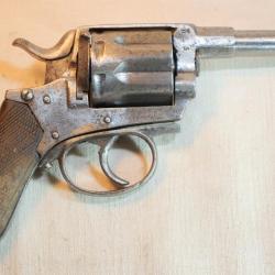 Revolver civil en Calibre 8mm/92 à 7 coups - non fonctionnel avec manques - ref RV0922REV7cp