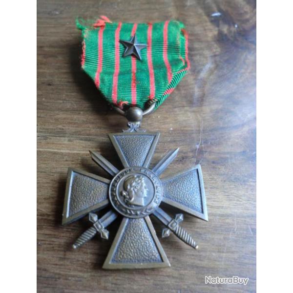 medaille croix de guerre etoile  1914 /1917