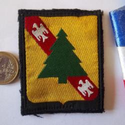 écusson militaire collection 4 ème division blindée dissoute en 1985 insigne