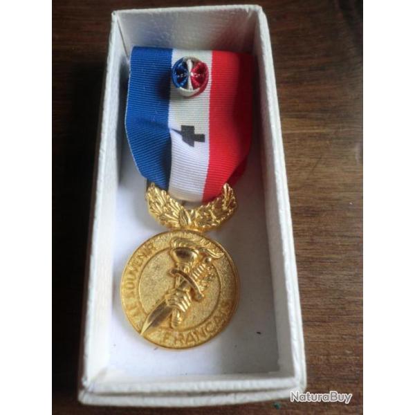 medaille le souvenir francais / drago paris