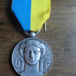 medaille l union federale des combattants /  bronze argenté