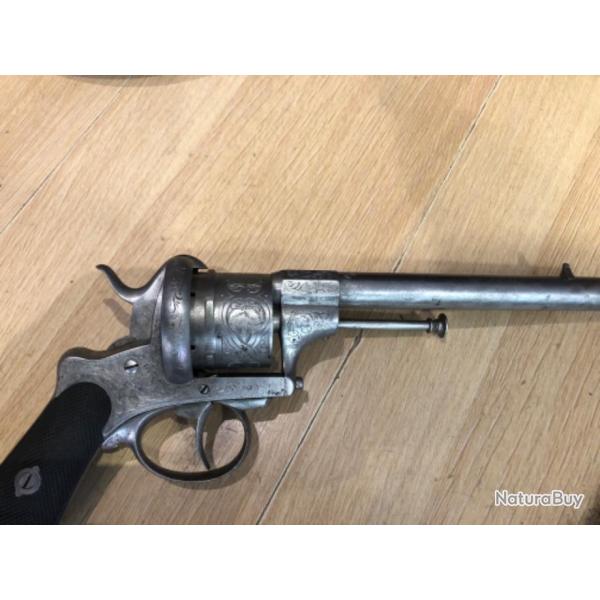 Revolver  broche le faucheux 12mm 1854,
