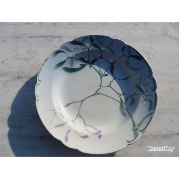 Grande assiette en faence Style Art Nouveau "Gui" - Edmond Lachenal (1855-1955)