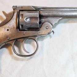 NON NEGOCIABLE Revolver Harrington & Richardson Worcester Massachussets USA en calibre .32 S&W