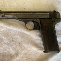 Pistolet FN22 neutralisé par le banc d'epreuve de Saint Etienne