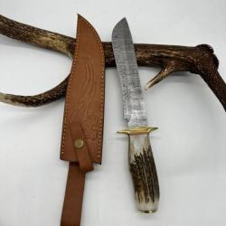 magnifique Bowie de chasse : manche en bois de cerf avec lame damas 512 couches, garde en laiton BW9