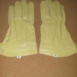 Paire de gants en cuir taille S para US  en reproduction  P1
