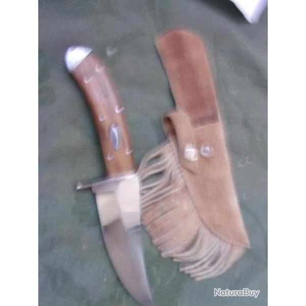 couteau de chasse avec gaine