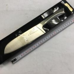 Couteau modèle « santoku « tout inox