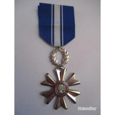 BO) Médaille belge armée et mérite Royaume de Belgique belgian MEDAL