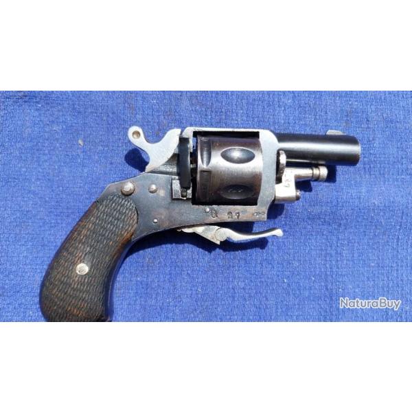 Jolie revolver allemand calibre 320