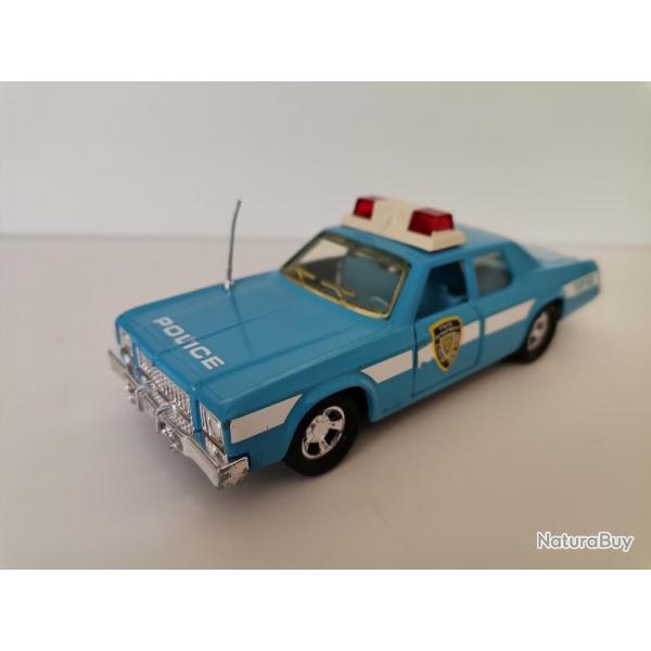 Plymouth Gran Fury Police Matchbox Super Kings 1979