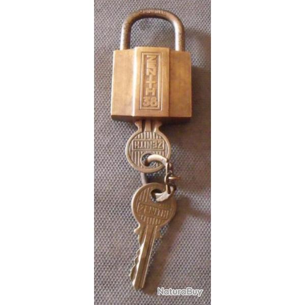 ancien cadenas ZENITH 38 avec 2 cls (2), fonctionne