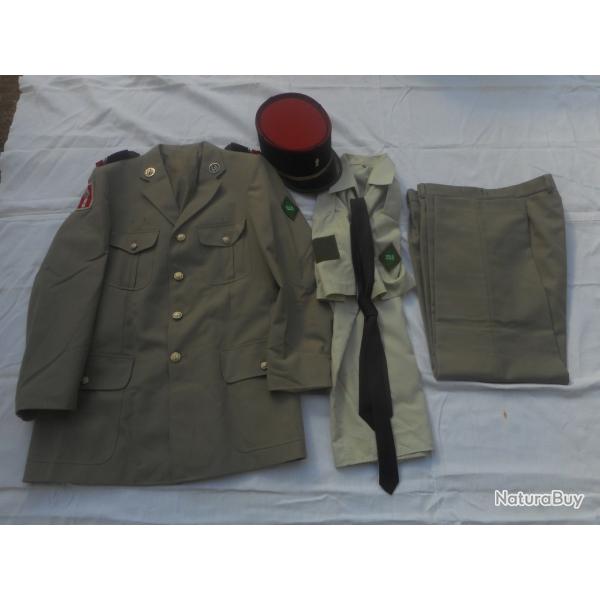 belle uniforme de sortie/ parade gris clair du 515 me RT N2