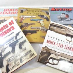 Lot livres les armes Encyclopédie Armes à feu légères pistolets et revolvers Mouret Myatt Connolly