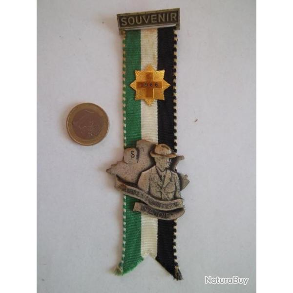 dcoration collection vintage !  1966 mdaille garde