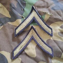 100% ORIGINAL X2 GALONS CHEVRONS troupe US ARMY Mle 1942 WW2 PRIVATE FIRST CLASS OD7 militaria