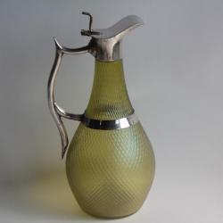 Aiguière verre irisé Autriche