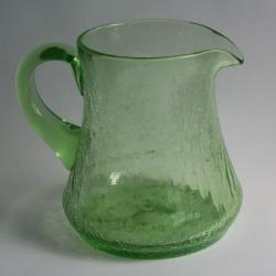 Broc à eau verre craquelé à l'urane ouraline