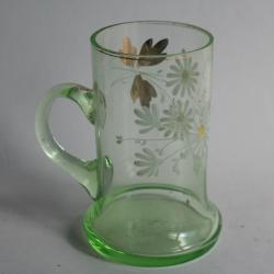 Verre souvenir à l'Urane émaillé Fleurs Vevey Suisse