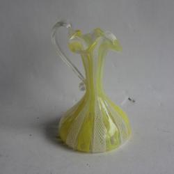 MURANO Pichet latticino verre filigrane blanc et jaune