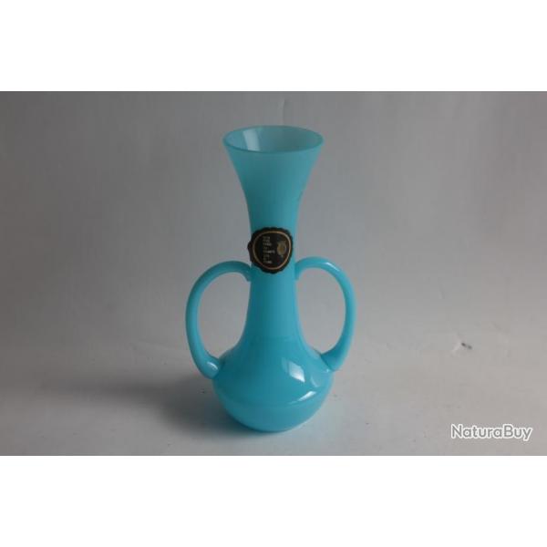 SEVRES Vase opaline bleu