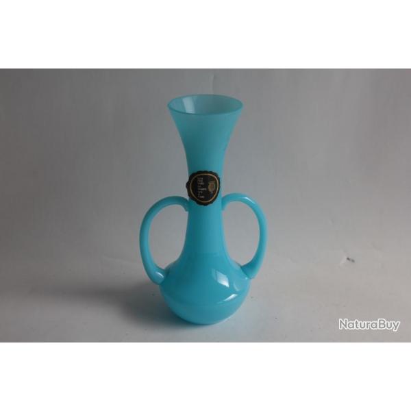 SEVRES Vase opaline bleu