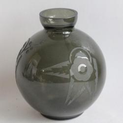 DELATTE NANCY Vase gravé Art déco