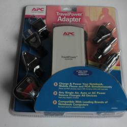 Adaptateur TravelPower APC chargement par port USB