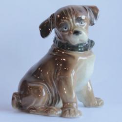 Jeune chien porcelaine Karl Ens Volkstedt Allemagne